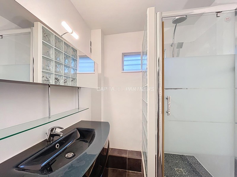 furnished  2 bedrooms Apartment PARIS 14 - 73 m²;