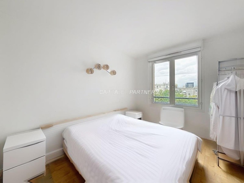 furnished  3 bedrooms Apartment ASNIERES-SUR-SEINE - 89 m²;
