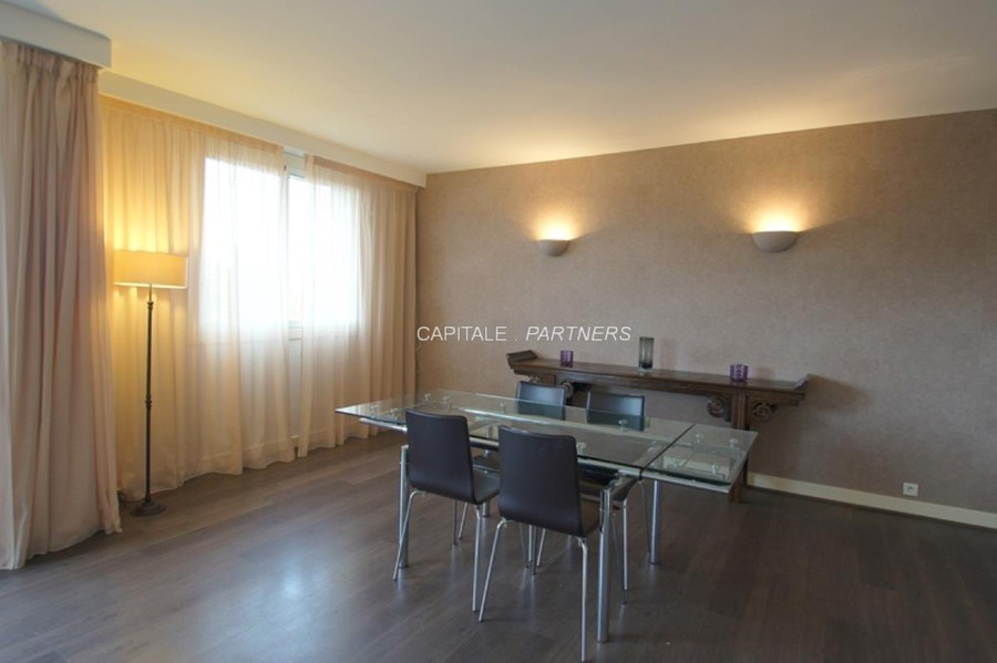 furnished  2 bedrooms Apartment NEUILLY - 112 m²;