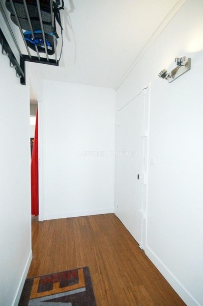 furnished  3 bedrooms Apartment PARIS 18 - 120 m²;