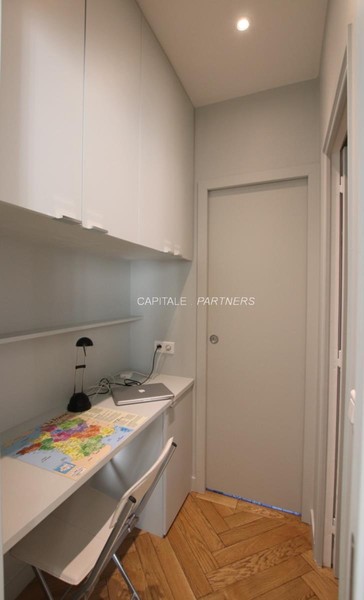 furnished  3 bedrooms Apartment PARIS 16 - 116 m²;