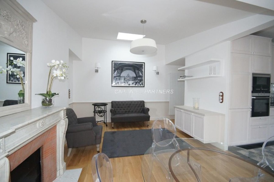 furnished  1 bedroom Apartment PARIS 8 - 56 m²;