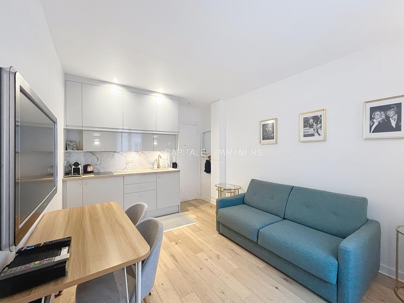 furnished  1 bedroom Apartment PARIS 18 - 22 m²;