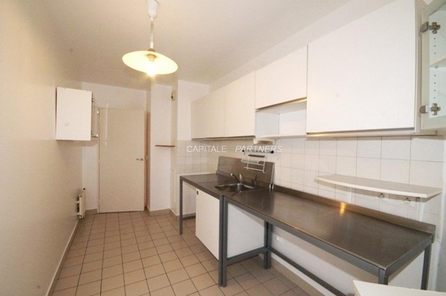  2 bedrooms Apartment LEVALLOIS PERRET - 71 m²;