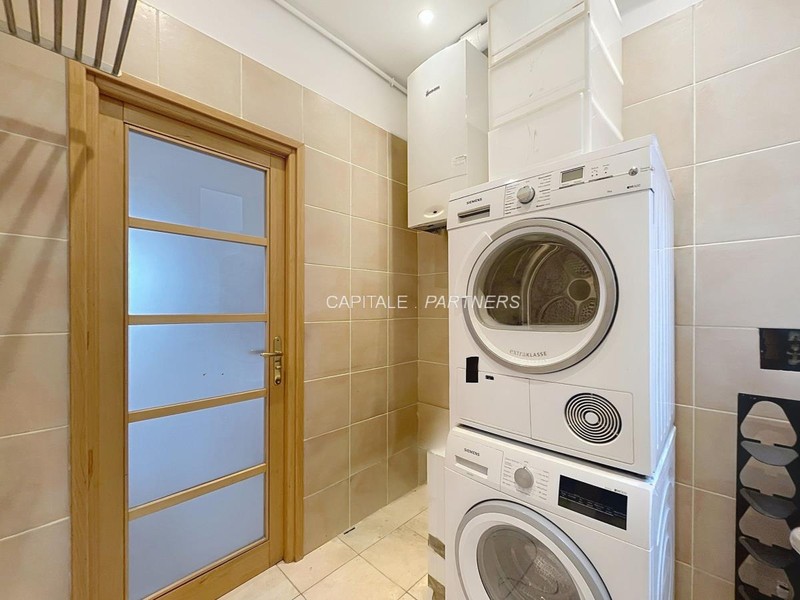 furnished  2 bedrooms Apartment PARIS 17 - 86 m²;