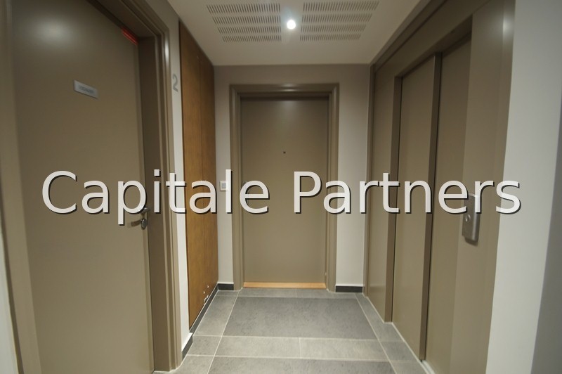 Studio  PARIS 11 - 42 m²;