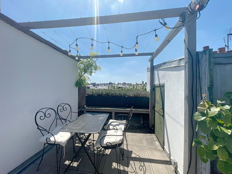 furnished  2 bedrooms Apartment PARIS 5 - 95 m²;