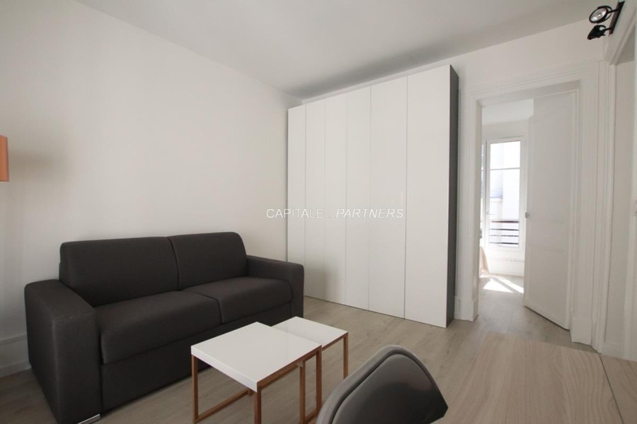 furnished  1 bedroom Apartment PARIS 7 - 24 m²;